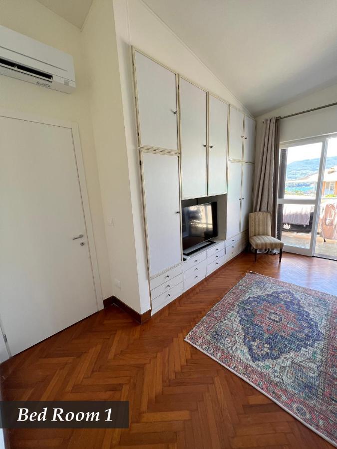 Nautilus Vista Mare Mozzafiato A 180 Gradi- Posto Auto Privato - 2 Camere Matrimoniali Piu 1 Divano Letto Singolo-Sky,Netflix-Wifi 200Mg Rapallo Zewnętrze zdjęcie